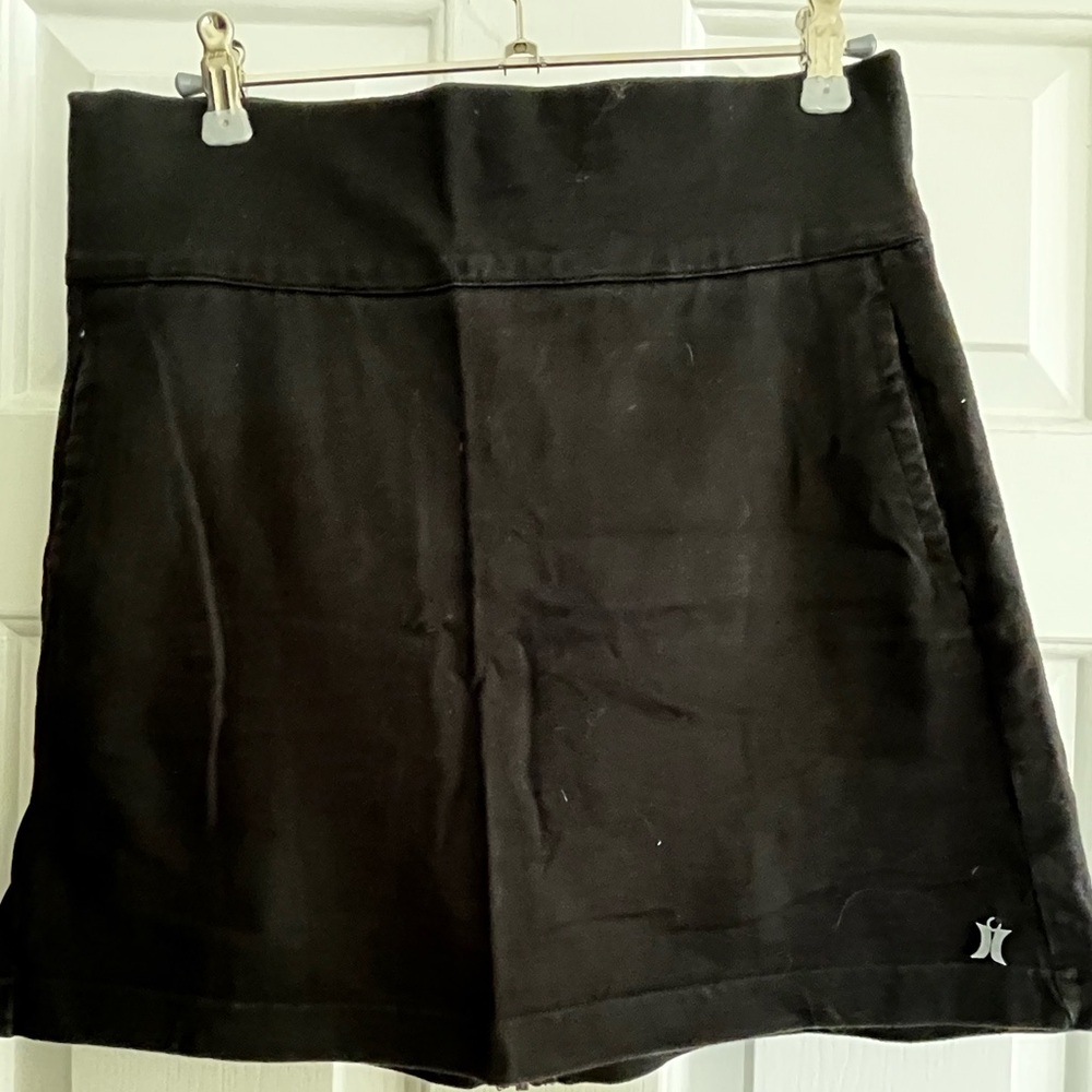 Black Hurley skirt